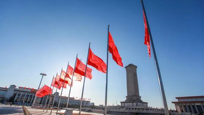 买实木多层复合地板好不好呢？知道吗？游戏画面
